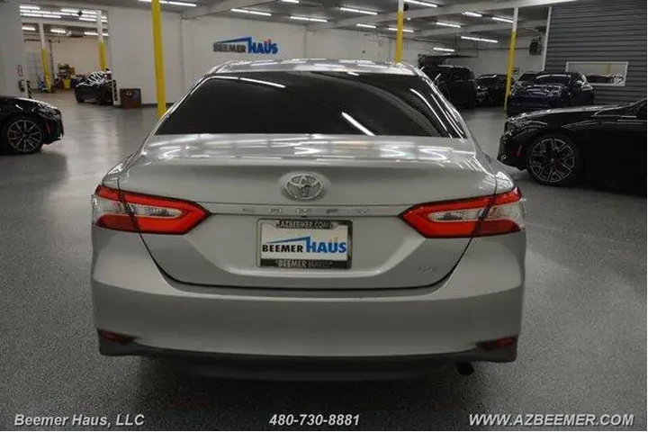 $14998 : Toyota Camry 2018 LE 4dr Sed image 10
