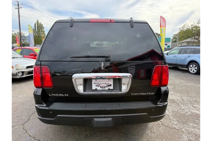 $6995 : 2005 Navigator Luxury image 7