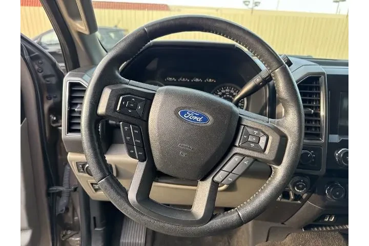 $31800 : Ford F-150 2019 4x4 XL 4dr S image 8