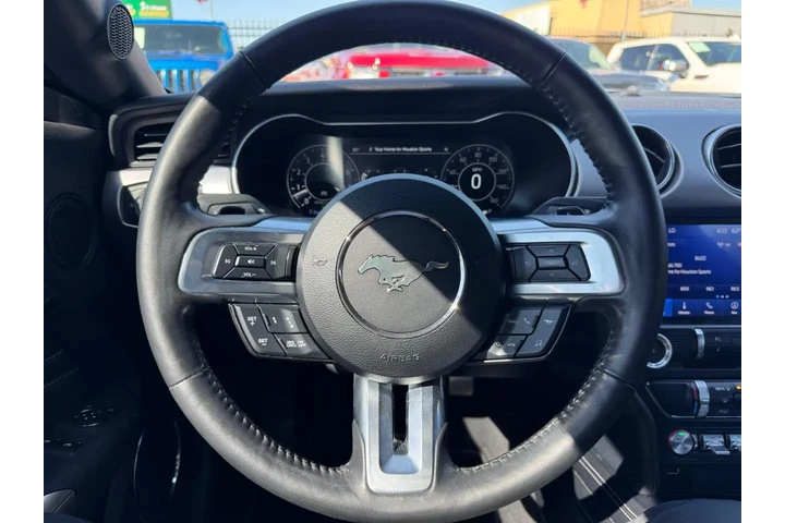 2022 Mustang GT Premium Coupe image 9