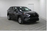 Toyota RAV4 2024 AWD LE 4dr en Wichita