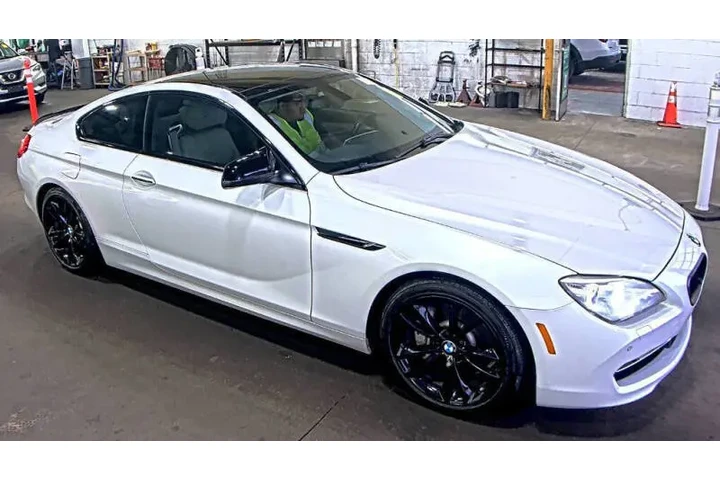 $13995 : 2012 BMW 6 Series 640i image 3