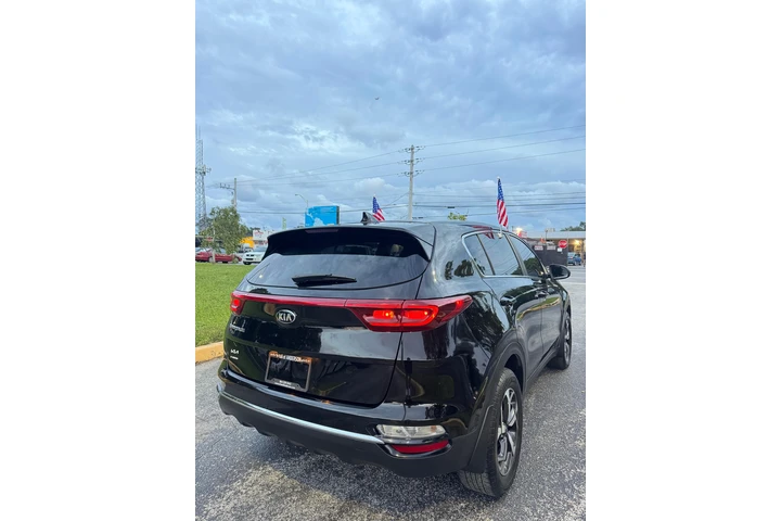 $15950 : *Kia sportage 2021* image 7
