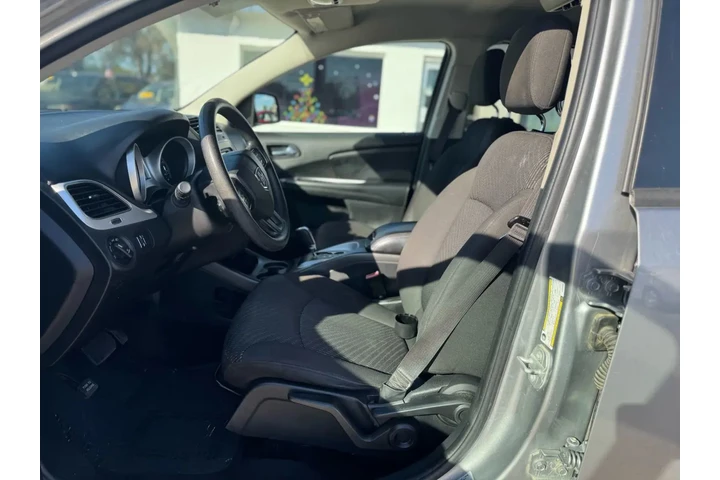 2017 DODGE JOURNEY2017 DODGE image 8