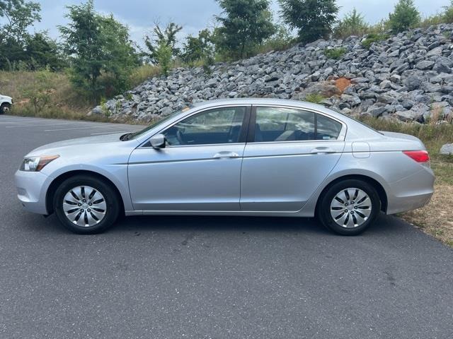 $9998 : PRE-OWNED 2009 HONDA ACCORD LX image 4