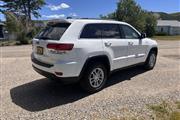 $19495 : 2020 Grand Cherokee thumbnail