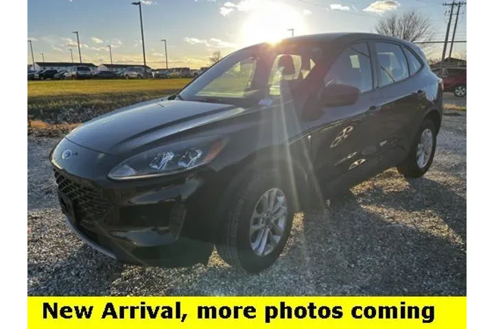 $16333 : Ford Escape 2020 AWD S 4dr S image 1