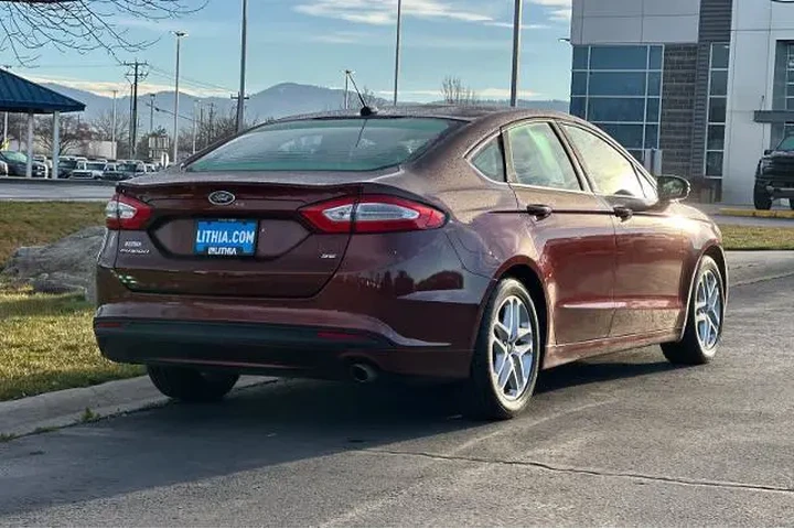 $13995 : Ford Fusion 2016 SE 4dr Seda image 2