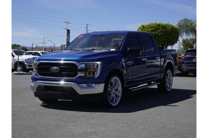 $31860 : Ford F-150 2023 4x2 XL 4dr S image 8