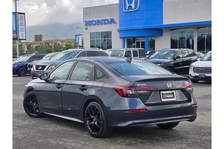 $28198 : Honda Civic 2025 Sport 4dr S image 5