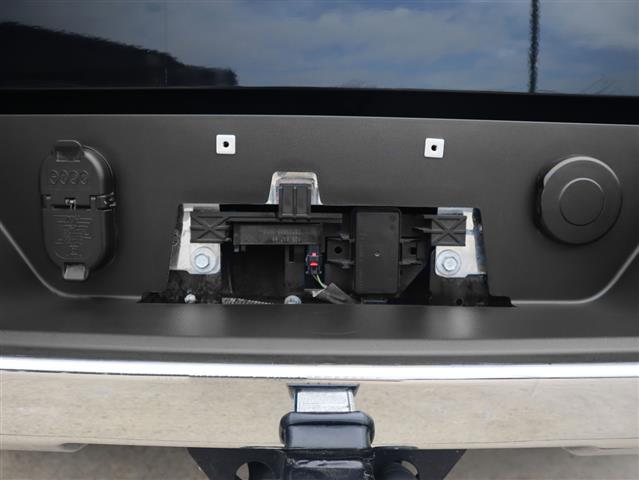 $35985 : 2021 Silverado 1500 LTZ Crew image 8