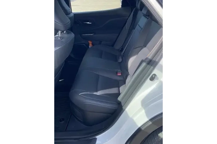 $36917 : Toyota Crown 2023 AWD Platin image 6