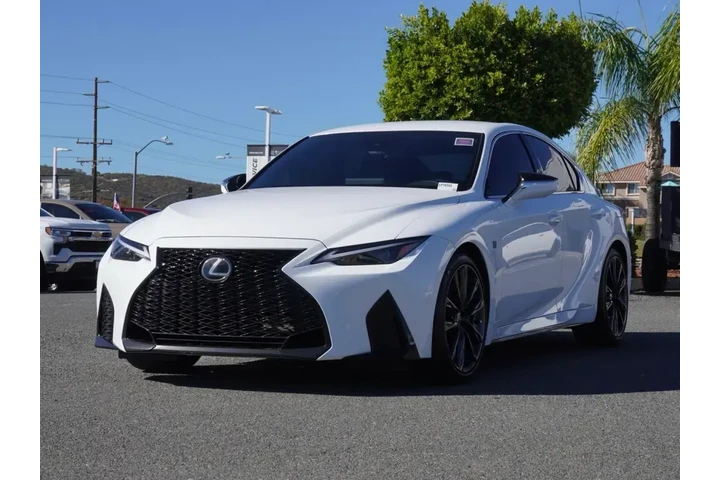 $38789 : Lexus IS 300 2024 F SPORT De image 8