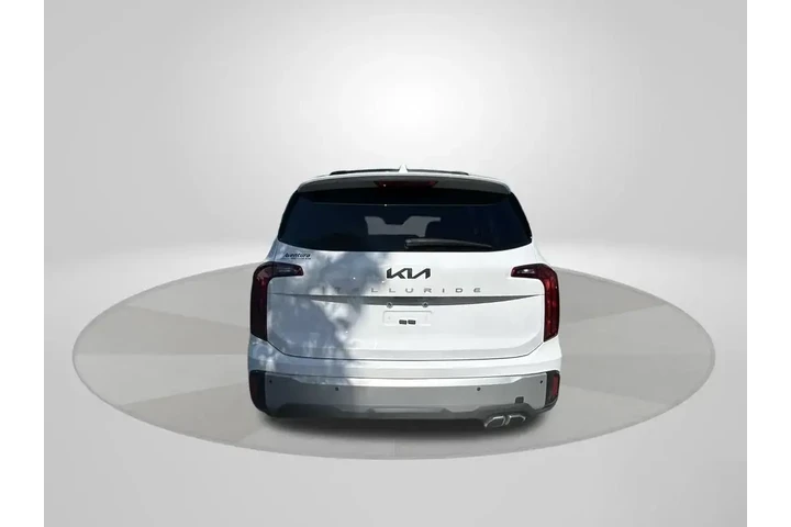 $31400 : Kia Telluride 2024 S 4dr SUV image 6