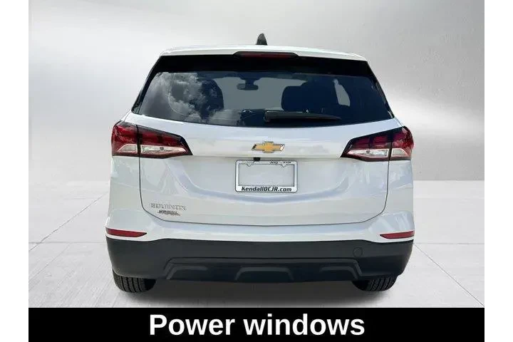 $18977 : Chevrolet Equinox 2023 LS 4d image 7