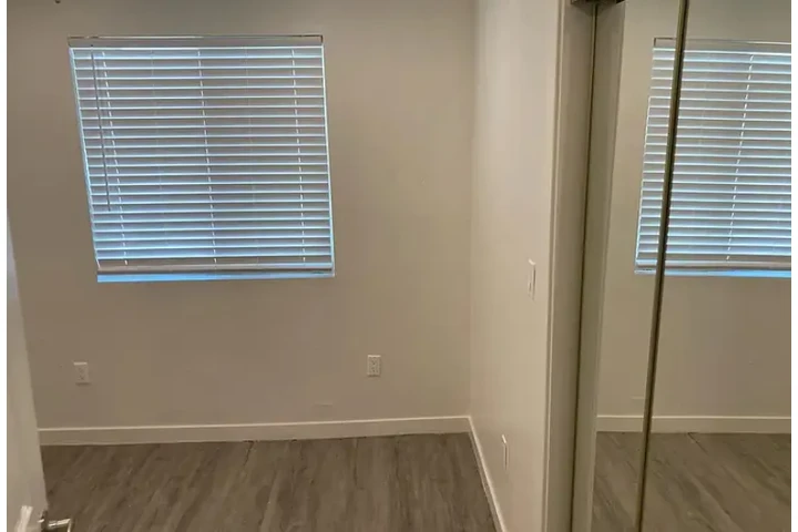 $1900 : Newly remodeled three bedroom image 1