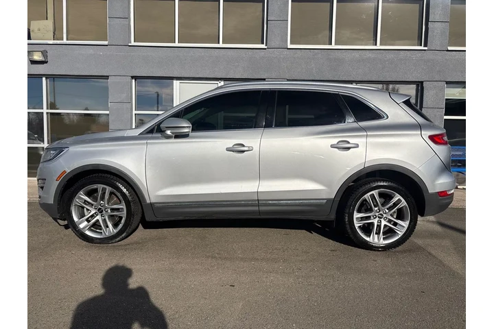 $19995 : 2017 MKC Reserve image 5