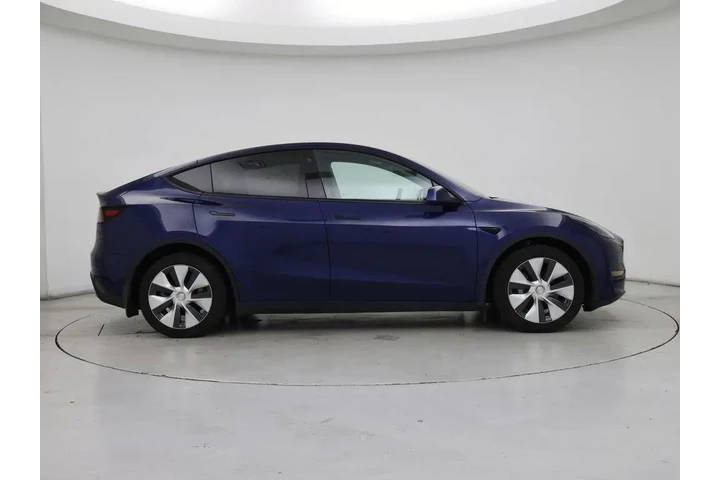 $27998 : Tesla Model Y 2021 AWD Long image 7