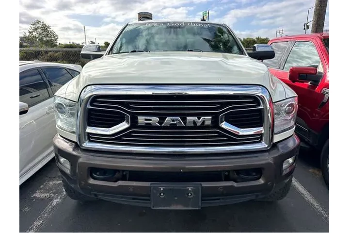 $40000 : Ram 2500 2018 4x4 Laramie Li image 2
