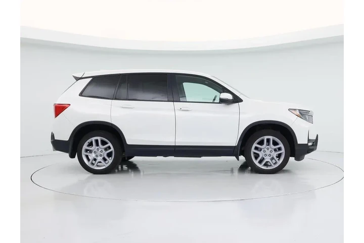 $39998 : Honda Passport 2025 AWD EX-L image 7