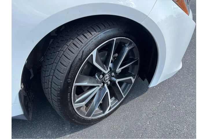 $23679 : Gold Certified2022 Corolla Ha image 9