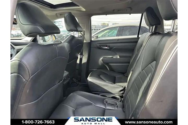 $33959 : Toyota Highlander 2022 AWD X image 9