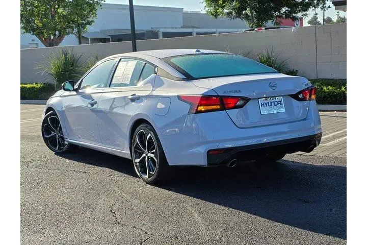 $19874 : Nissan Altima 2024 2.5 SR 4d image 7