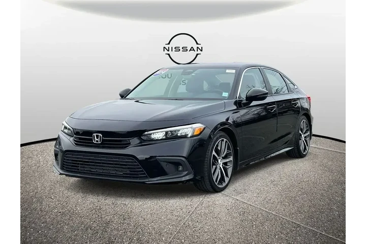 $21825 : Honda Civic 2024 Touring 4dr image 4