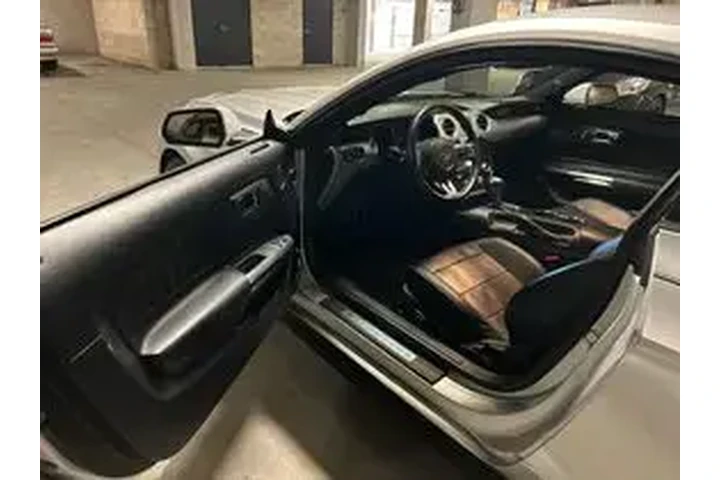 $32950 : Ford Mustang 2016 GT 2dr Fas image 7