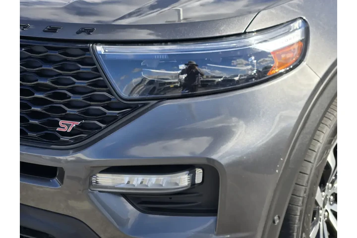 $28791 : Ford Explorer 2020 AWD ST 4d image 9