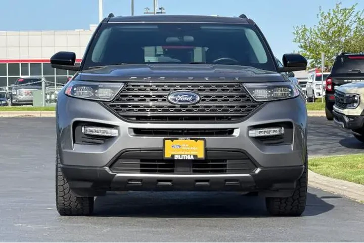 $34995 : Ford Explorer 2023 AWD XLT 4 image 10