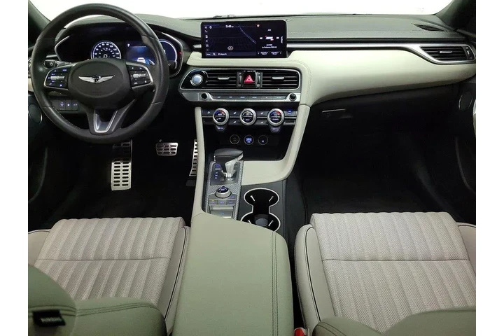 $30998 : Genesis G70 2023 2.0T 4dr Se image 9