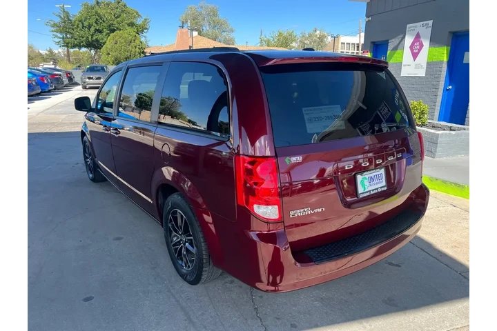 2019 Grand Caravan SXT image 7