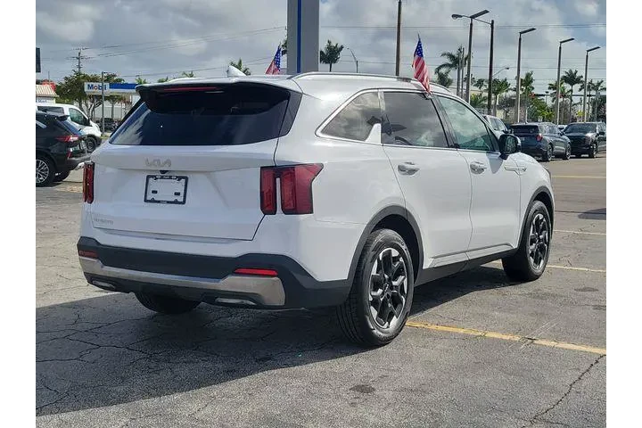 $22990 : Kia Sorento 2024 S 4dr SUV image 4