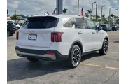 $22990 : Kia Sorento 2024 S 4dr SUV thumbnail
