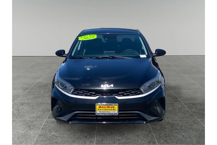 $19723 : Kia Forte 2023 LXS 4dr Sedan image 8