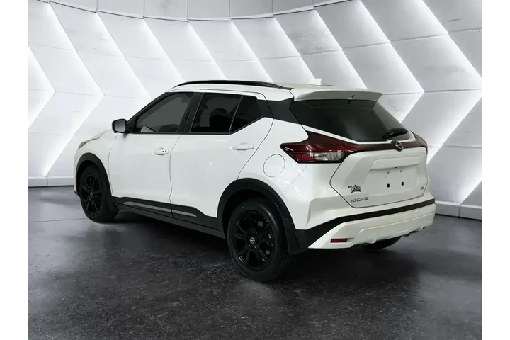 $20651 : Nissan Kicks 2024 SR 4dr Cro image 6