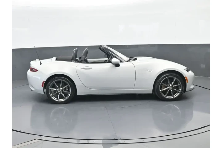$18991 : Mazda MX-5 Miata 2016 Grand image 7