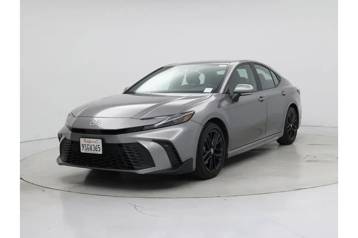 $32998 : Toyota Camry 2025 SE 4dr Sed image 4