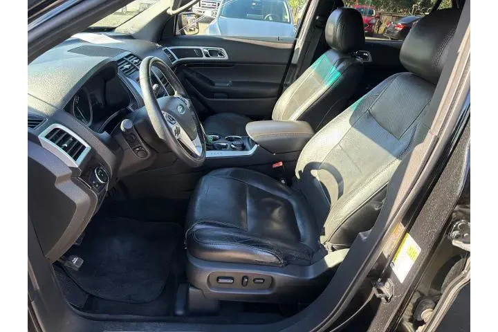 $11500 : Ford Explorer 2014 AWD Limit image 10