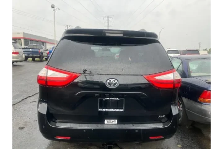 $16900 : 2015 Sienna image 6