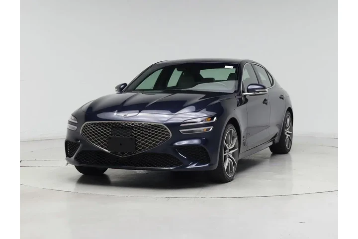 $31998 : Genesis G70 2025 2.5T Standa image 4