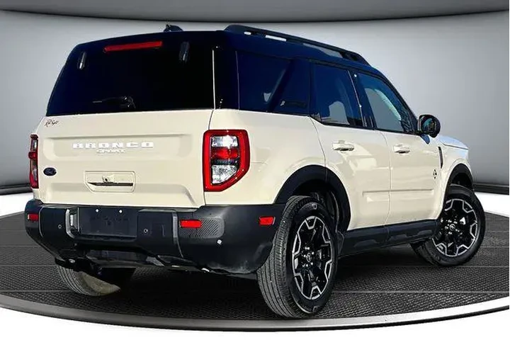 $29900 : Ford Bronco Sport 2025 AWD O image 6