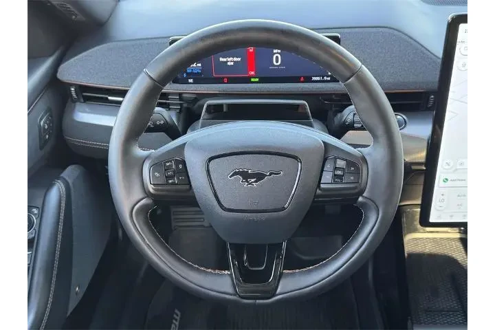 $27400 : Ford Mustang Mach-E 2022 AWD image 9