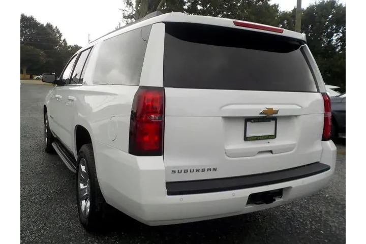 $21481 : 2019 Suburban LT 2WD image 3