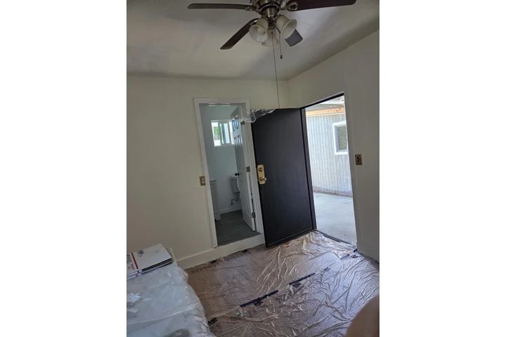 $1700 : Se renta Casita image 5