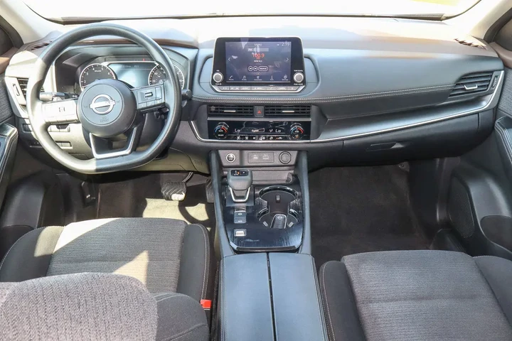 $18788 : 2023 Rogue SV image 10