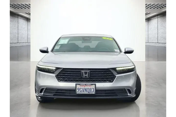 $26988 : Honda Accord 2023 EX 4dr Sed image 4