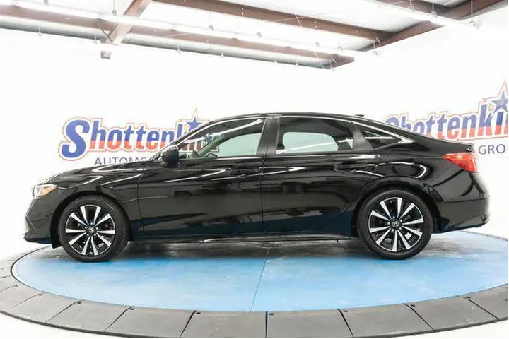 $28540 : Honda Civic 2023 EX 4dr Seda image 5