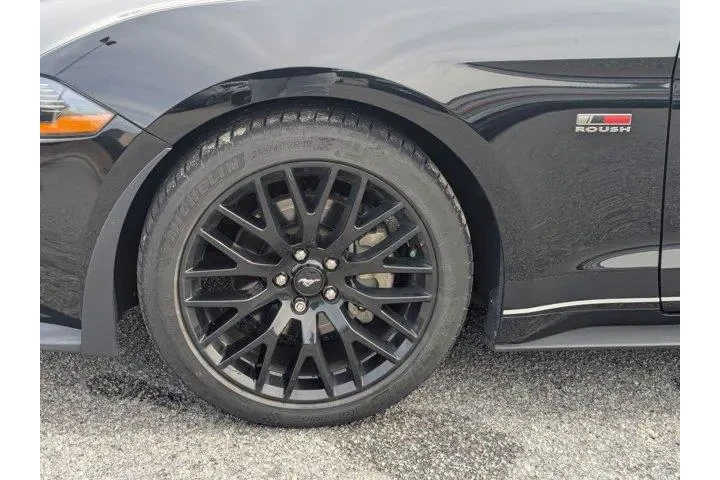 $23995 : Ford Mustang 2019 EcoBoost P image 10